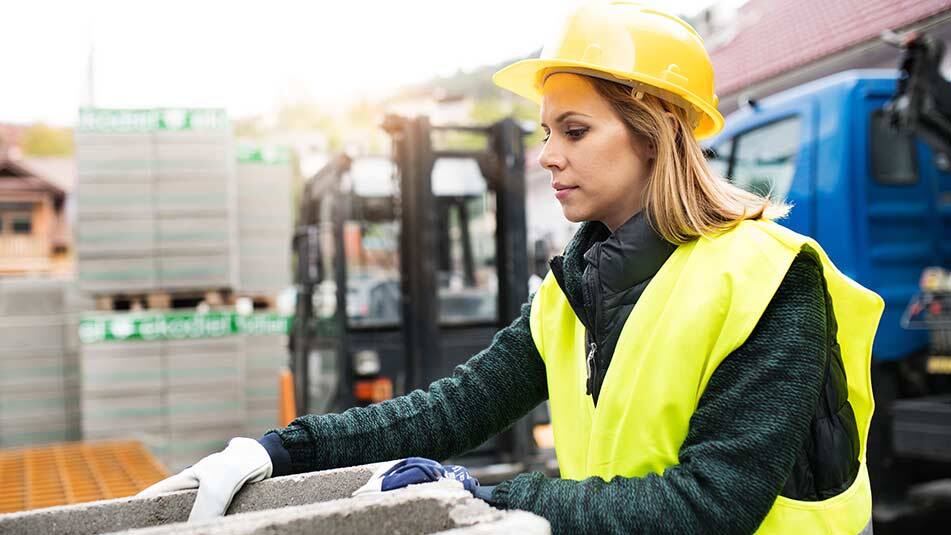 Circularity aims to maximize the lifetime of buildings while addressing the problem of overconsumption and the climate crisis.